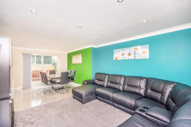 Sitting/Dining Room