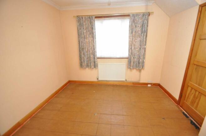 8 Somerlea - Bedroom