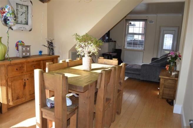 Lounge / dining room