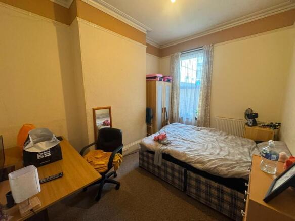 ROOM 2