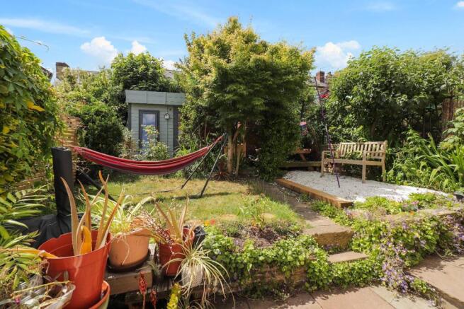GARDEN