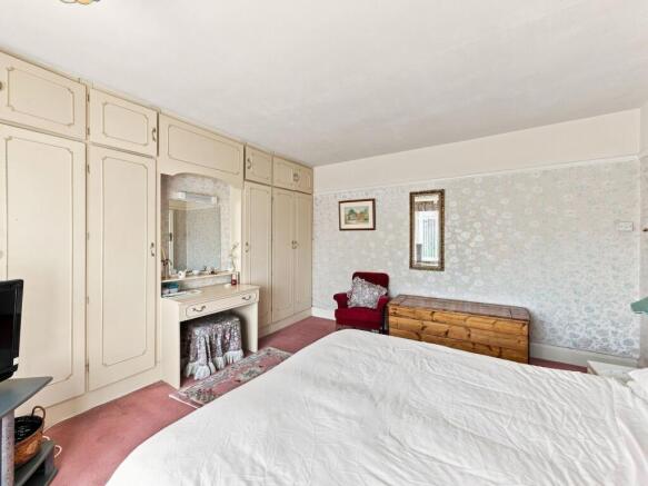 3 bed Semi-Detached for sale Image 12