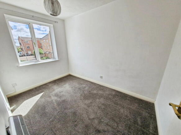 3 bed Apartment for sale Image 10