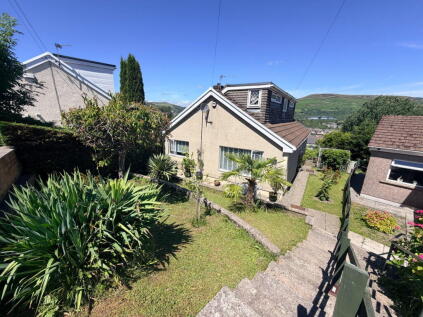 Pen Yr Ysgol, Maesteg, CF34 9NS