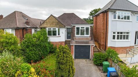 Foxholes Road, Oakdale, Poole, BH15