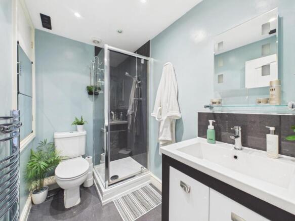 2 bed Town House for sale Image 12