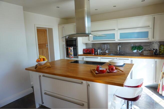 Kitchen / Breakfast