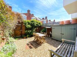 44, West Grove Road, Exeter EX2 4LU