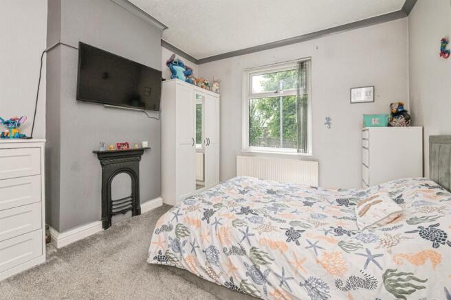 2 bed Semi-Detached for sale Image 7