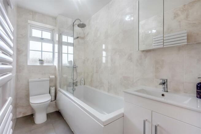 8585455-interior11.jpg