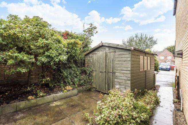 Space to side of the property