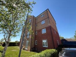 Flat 8, 6 Richmond House, Twickenham Close, Stratton St Margaret, Swindon SN3 3FL
