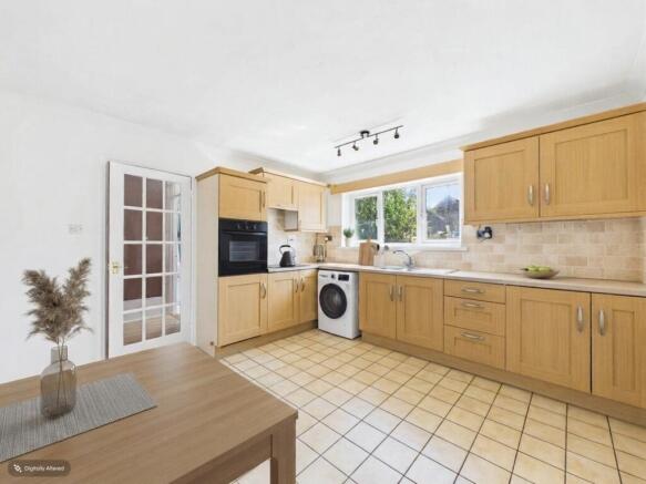 Kitchen diner virtual- Mark Stephens EweMove Newma