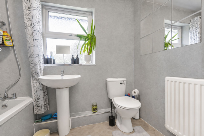 3 bed Terraced for sale Image 8