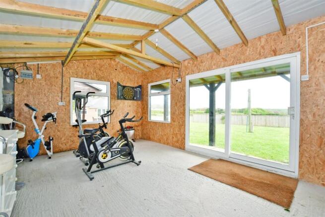 Workshop/Outbuildings