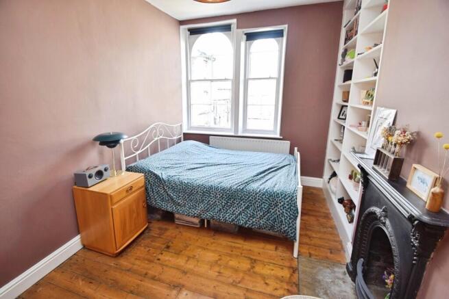 2 bed End of Terrace for sale Image 5