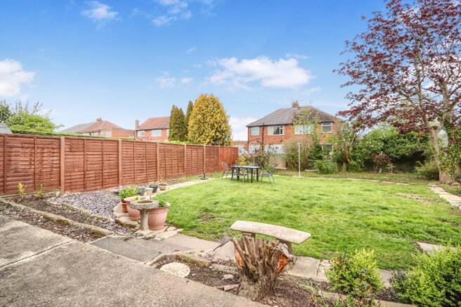 3 bed Semi-Detached for sale Image 12