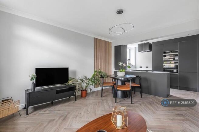 Lounge/Open Plan Kitchen 