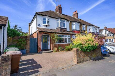 Herkomer Road, Bushey