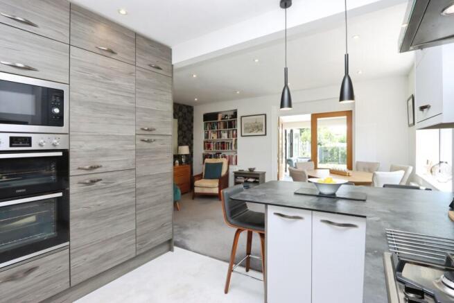 2 bed Semi-Detached for sale Image 7