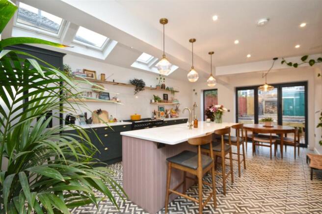 Kitchen/Dining Room