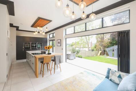 Chorley Drive, Sheffield, S10