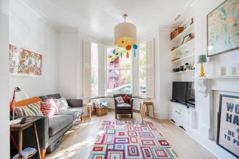 Gascony Avenue, West Hampstead, London, NW6
