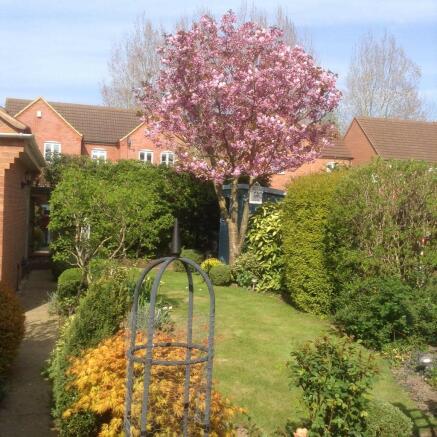 Sumer Garden
