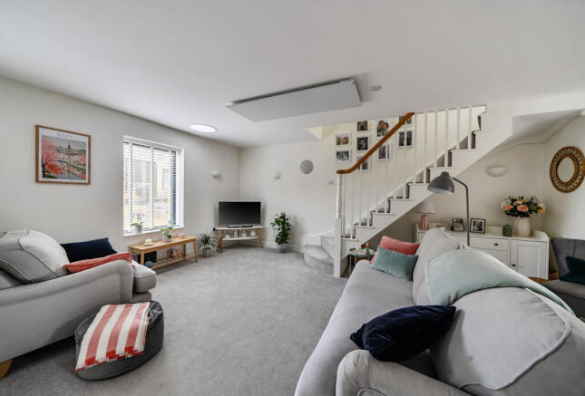 1414629-12-698f16...