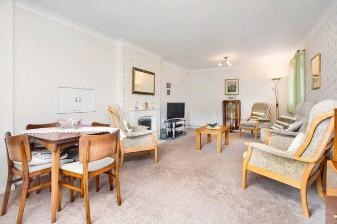 lounge 3