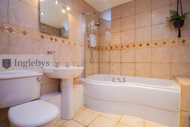 2 bed Barn Conversion for sale Image 11