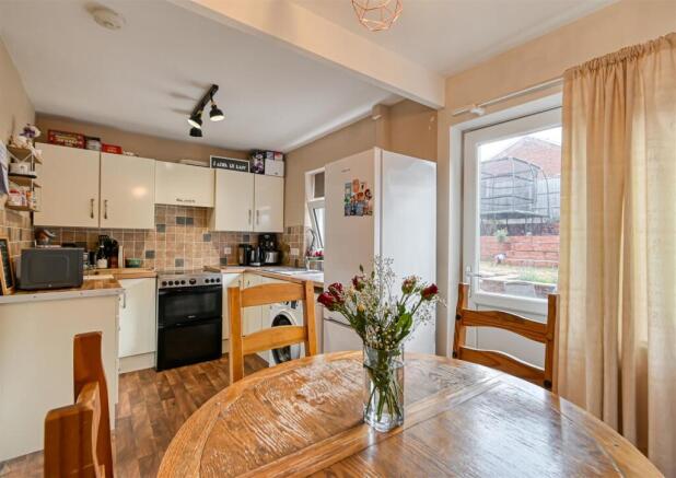 4 Foster Road-9.jpg