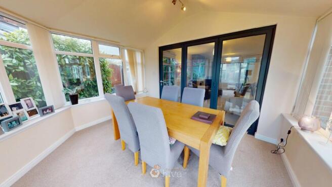 4 bed Detached for sale Image 10