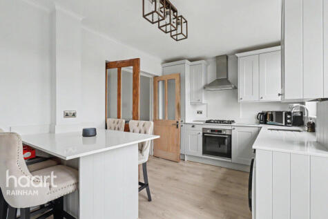 Cherry Tree Close, Rainham