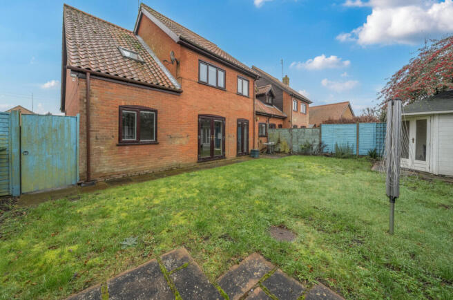 1405657-18-698b0d...