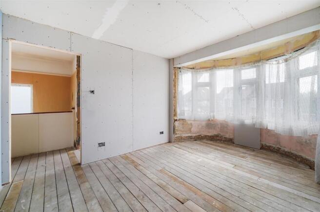 63 Cavendish Avenue - f6eww56WDGVKwLH3Mwjz.jpg