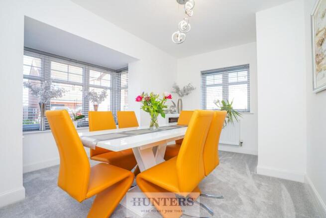 4 bed Detached for sale Image 4