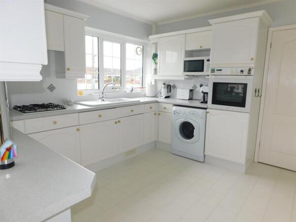 Kitchen 3