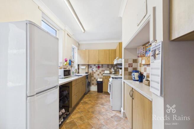 2 bed Terraced for sale Image 7