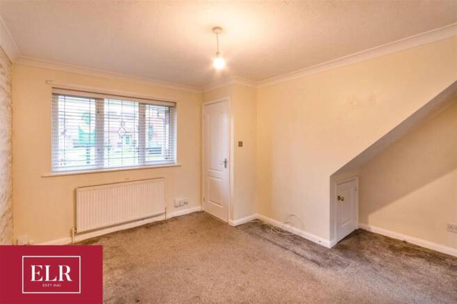 2 bed Town House to rent Image 5