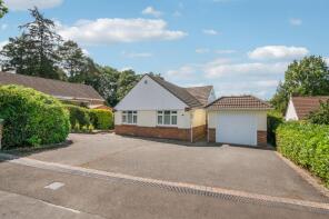 30, Martins Drive, Ferndown BH22 9SQ