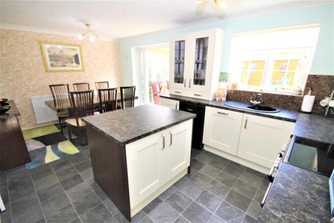 Lounge Kitchen