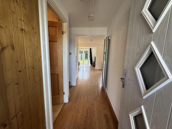 4 - Entrance Hall.jpg