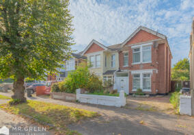 88, Castlemain Avenue, Bournemouth BH6 5EW