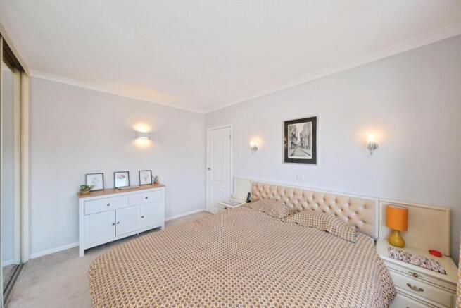 Cedarland Crescent, Nuthall, Nottingham, Nottinghamshire, NG16 photo 4