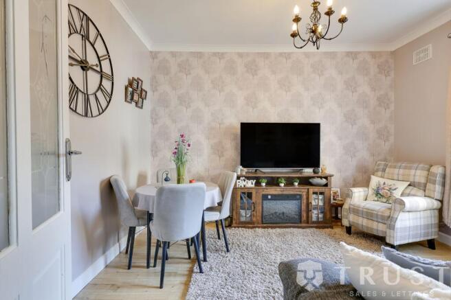 2 bed Terraced for sale Image 7