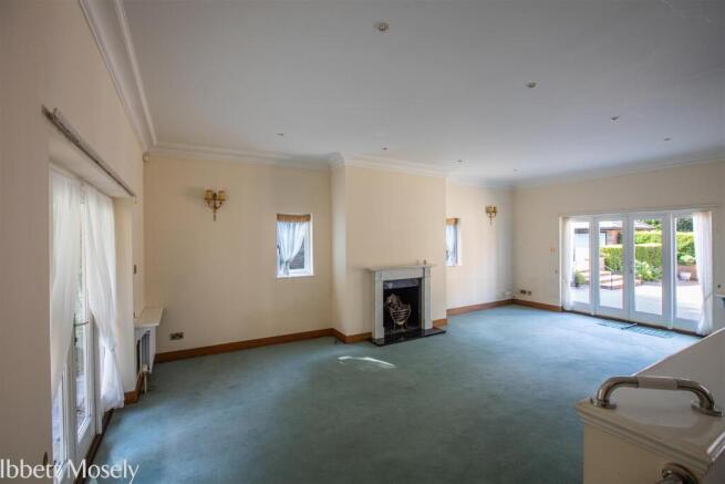43 Reception Room.jpg