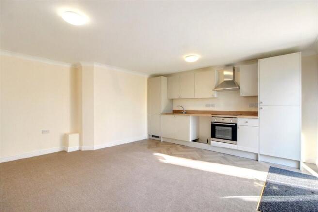 Kitchen & Living