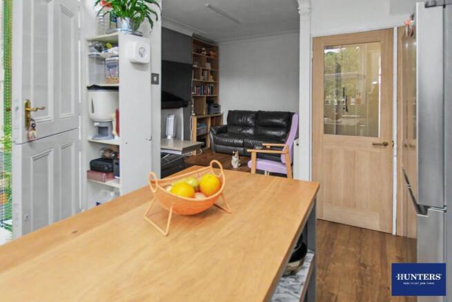 4 bed Terraced for sale Image 9