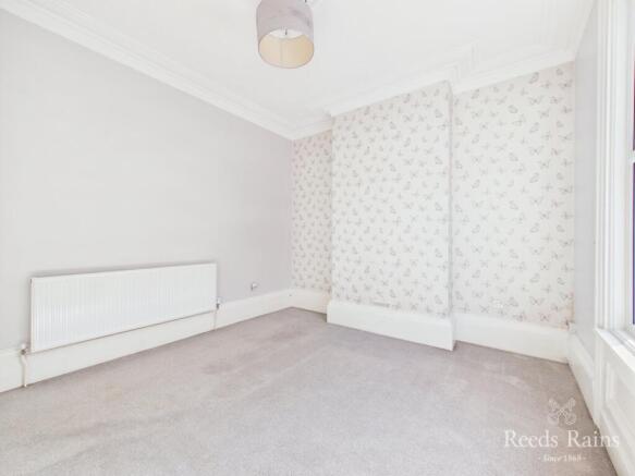 3 bed Terraced to rent Image 4